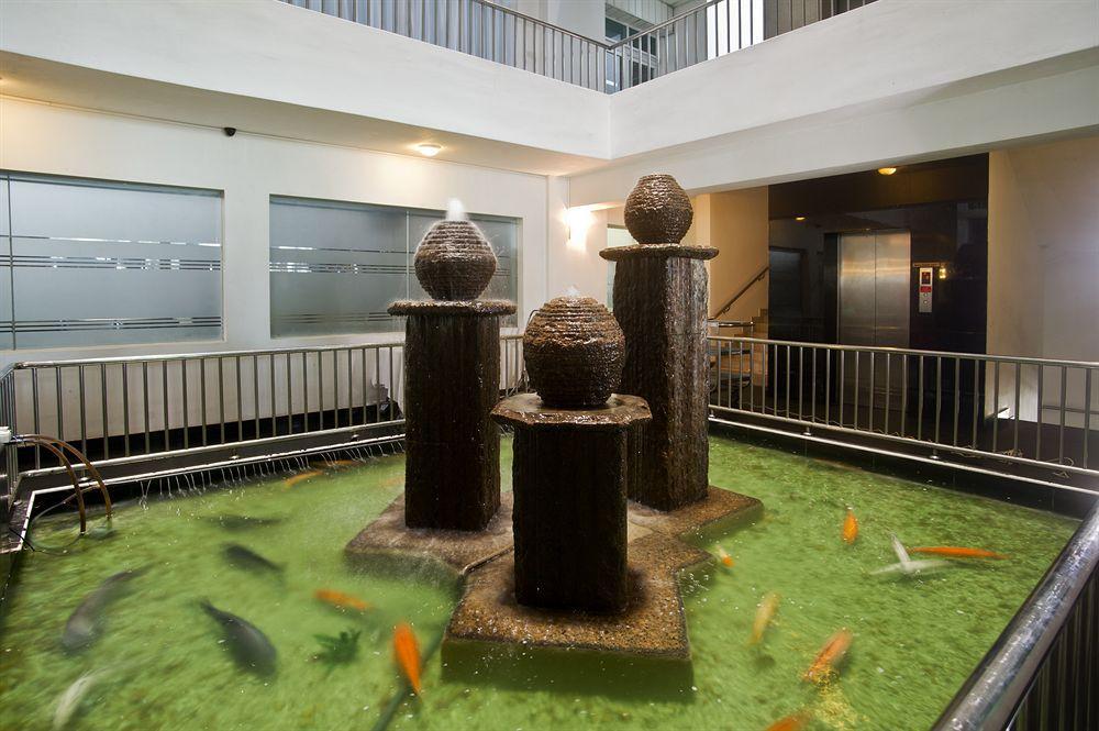 Hotel Global Towers Hotel&apartamentos 4*