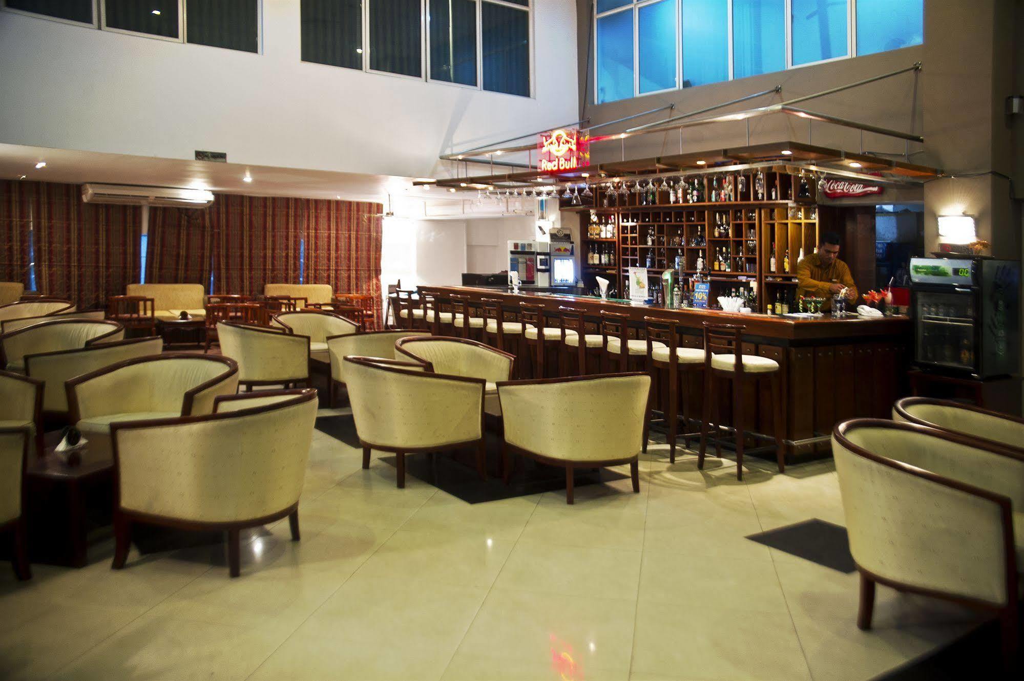 Global Towers Hotel&apartamentos